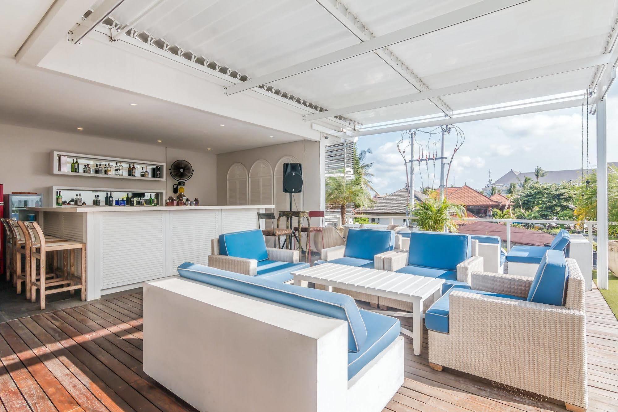Zen Rooms Kuta Beach Poppies Lane Exterior foto